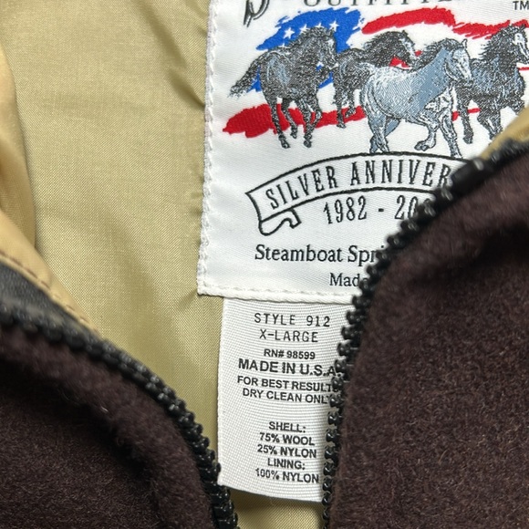 COPY - SCHAEFER 4 ladies wool vest’s ,Black,Red& Grey. 3 for $225./$75ea - Picture 12 of 16